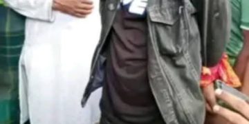 নেশা আর হিংস্রতার ভয়াল রূপ: ফুলপুরে পথচারীর গলায় ছুরি চালাল ফাহিম