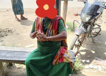 ফুলবাড়িয়ায় ‘পাগলী’ নারী অন্তঃসত্ত্বা: যৌন নিপীড়নের দায়ে উঠতি যুবকদের বিরুদ্ধে ফুঁসে উঠেছে জনতা