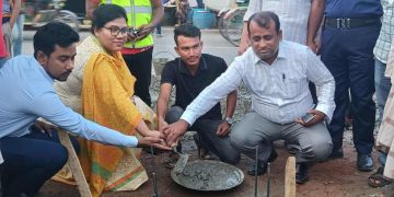 ফুলপুরে কোটা সংস্কার আন্দোলনের প্রথম শহীদ সাইফুল ইসলামের স্মরণে স্মৃতিফলকের নির্মাণ কাজ উদ্বোধন
