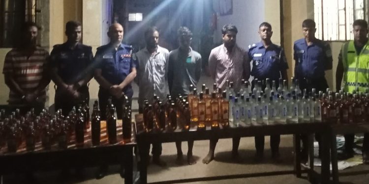 ধোবাউড়ায় পুলিশের হ্যাটট্রিক অভিযান: আবারও ভারতীয় মদসহ তিন মাদক কারবারি আটক,