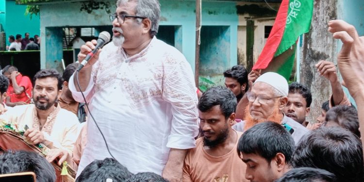 ৫ আগস্ট গণঅভ্যুত্থান দিবসে ধোবাউড়ায় বিএনপি ও জামায়াতের পাল্টাপাল্টি শক্তি প্রদর্শন