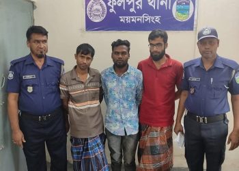 ফুলপুরে ৩ মাদক কারবারি সহ গ্রেফতার ৬