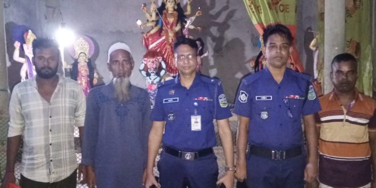 ফুলপুরে দুর্গাপূজাকে ঘিরে ৪৬টি মন্ডবের নিরাপত্তার জোরদার, প্রস্তুত আইনশৃঙ্খলা বাহিনী