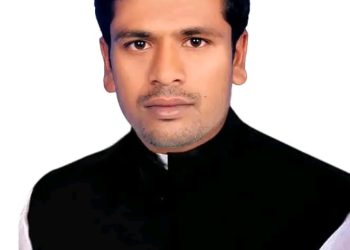 ফুলপুরে আওয়ামী সন্ত্রাসী মেয়রের ঘনিষ্ঠ নেতা আটক