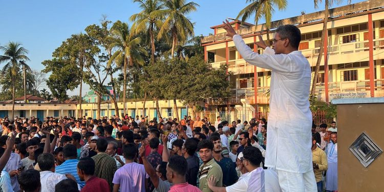 ঐক্যবদ্ধ শক্তিই পারে স্বৈরাচারকে পরাজিত করতে- আক্তারুজ্জামান বাচ্চু