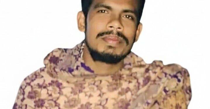 সন্ত্রাসী কায়দায় চাচাকে পিটিয়েছে ভাতিজা, দ্রুত গ্রেপ্তারের দাবি এলাকাবাসীর