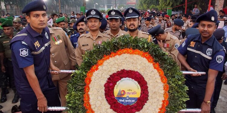 স্বাধীনতা দিবসে বীর শহীদদের প্রতি শ্রদ্ধা, পিবিআই ময়মনসিংহের পুষ্পস্তবক অর্পণ