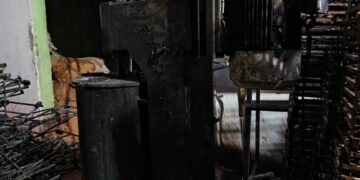 ময়মনসিংহ বিসিকে নাইটগার্ড কয়েল ফ্যাক্টরিতে অগ্নিকান্ড, অর্ধ কোটি টাকার ক্ষয়ক্ষতি